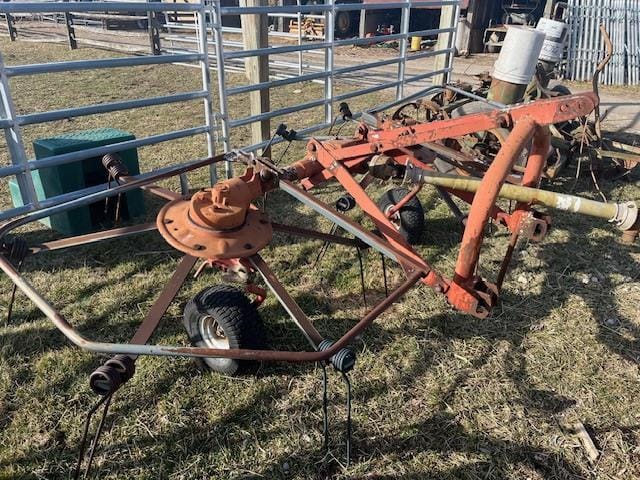 1983 Kuhn G2D Equipment Image0