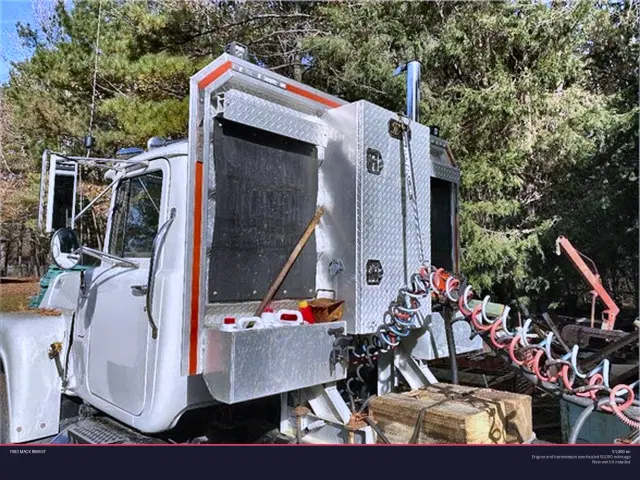 Image of Mack R686ST equipment image 4
