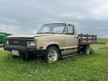 Main image Mazda B2200