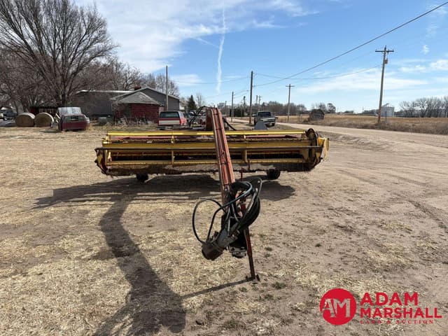 Image of New Holland 114 equipment image 2