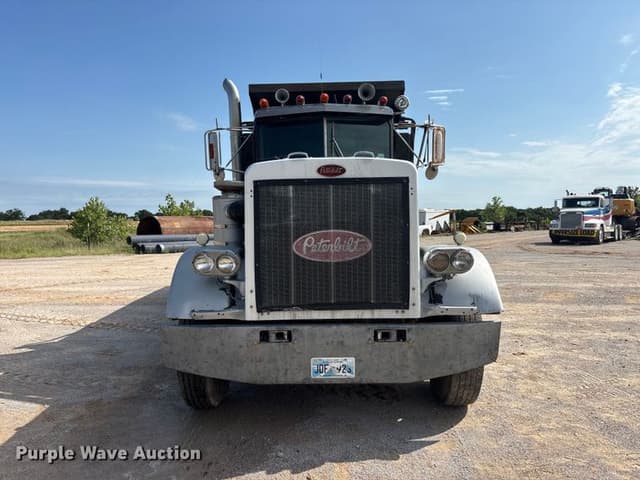 Image of Peterbilt 359 equipment image 1