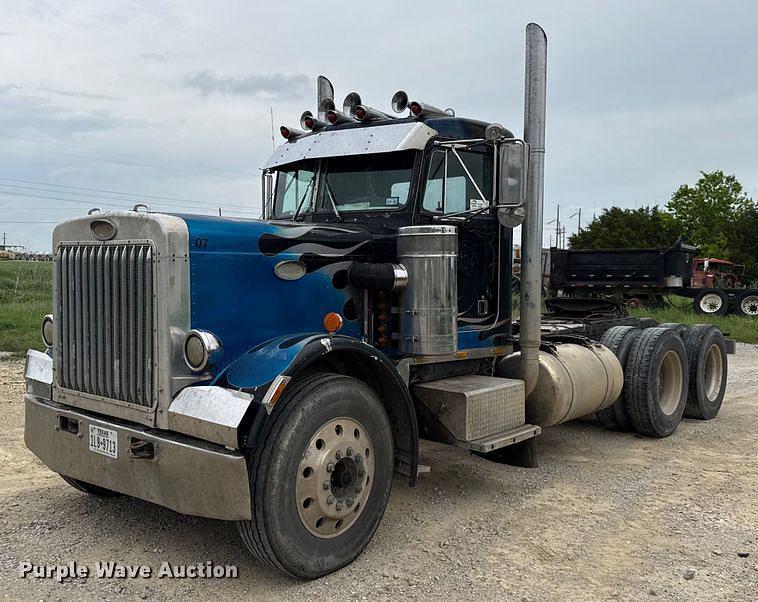 Image of Peterbilt 359 Primary image