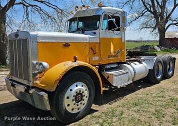 Main image Peterbilt 359