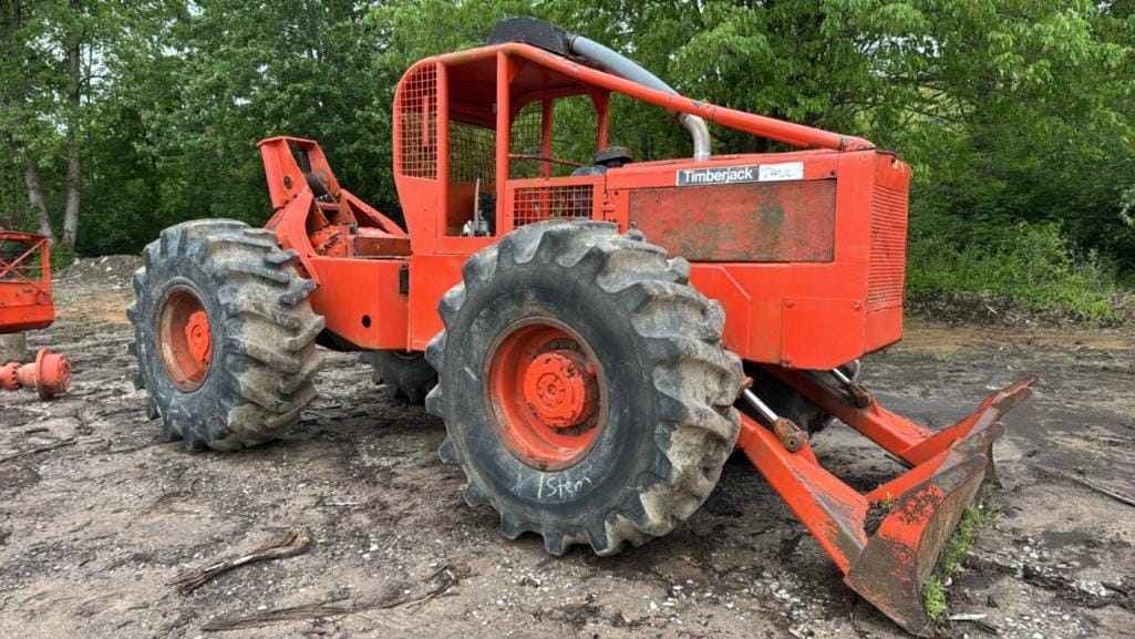 Main image Timberjack 240D