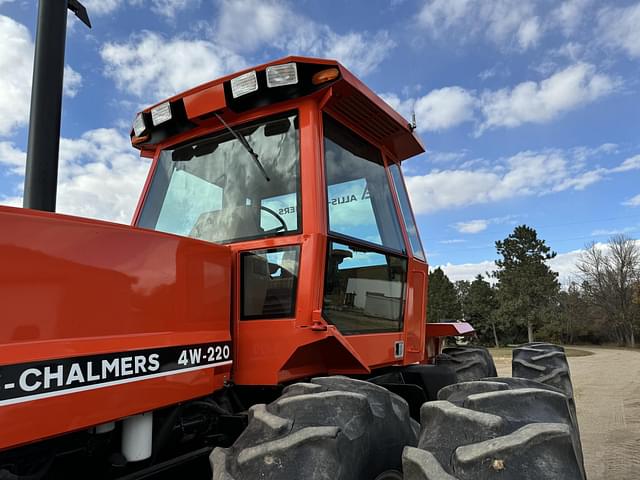 Image of Allis Chalmers 4W-220 equipment image 4