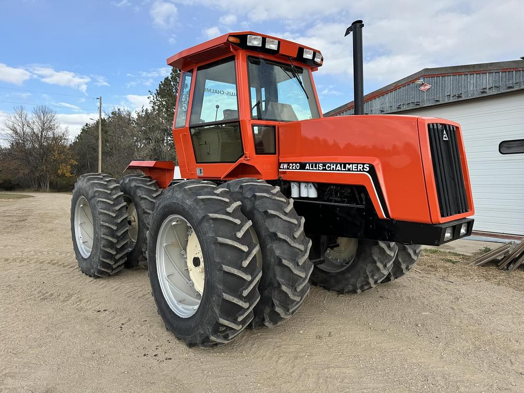 Image of Allis Chalmers 4W-220 Primary image