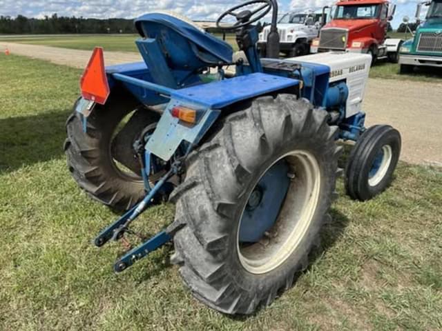 Image of Belarus 250AS equipment image 2