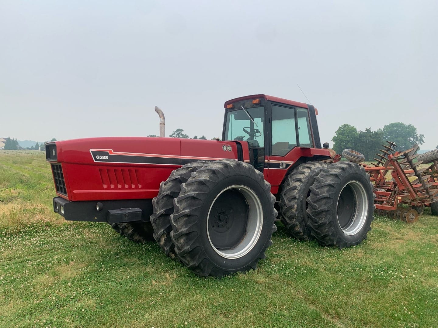 Main image International Harvester 6588