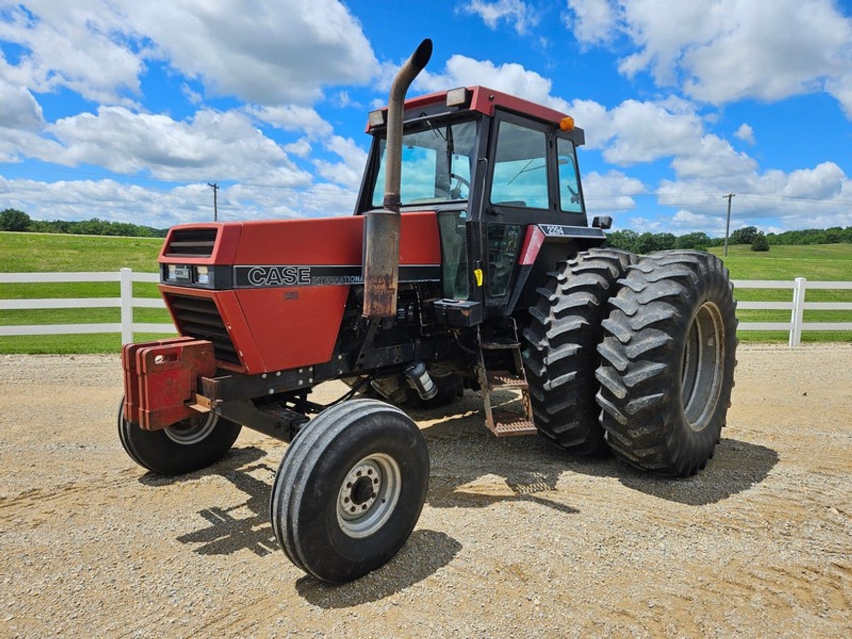 1984 Case IH 2294 Equipment Image0