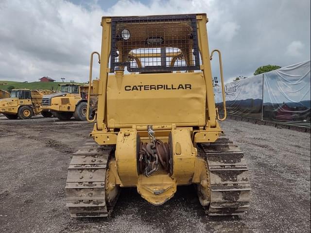 Image of Caterpillar D6D equipment image 3