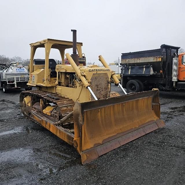 Image of Caterpillar D6D equipment image 3