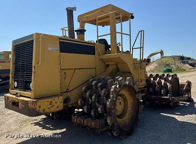 Image of Caterpillar 815B equipment image 4