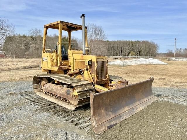 Image of Caterpillar D3B equipment image 1