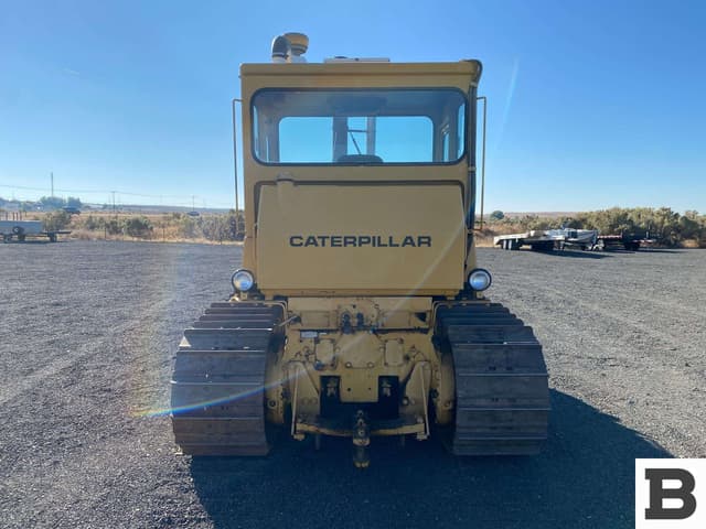 Image of Caterpillar D5B equipment image 4