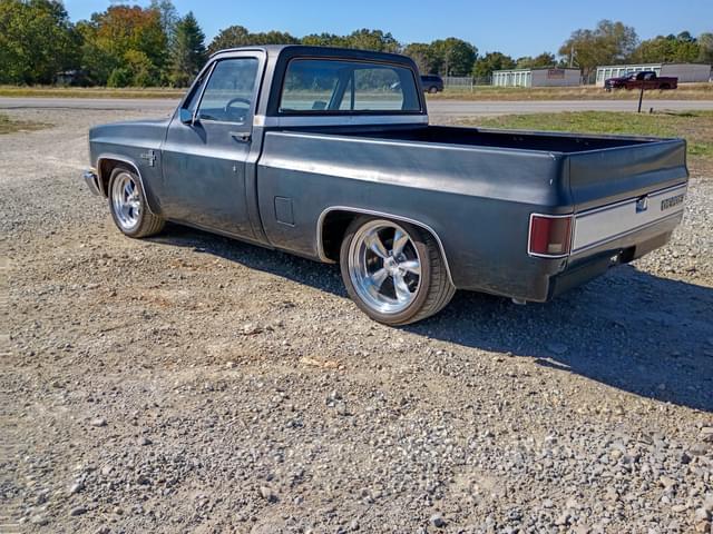 Image of Chevrolet C10 equipment image 4