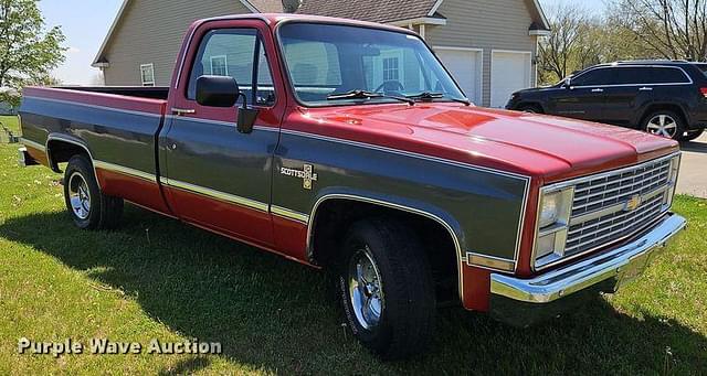 Image of Chevrolet C10 equipment image 2