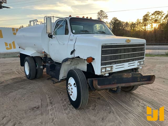 Image of Chevrolet C7 equipment image 2