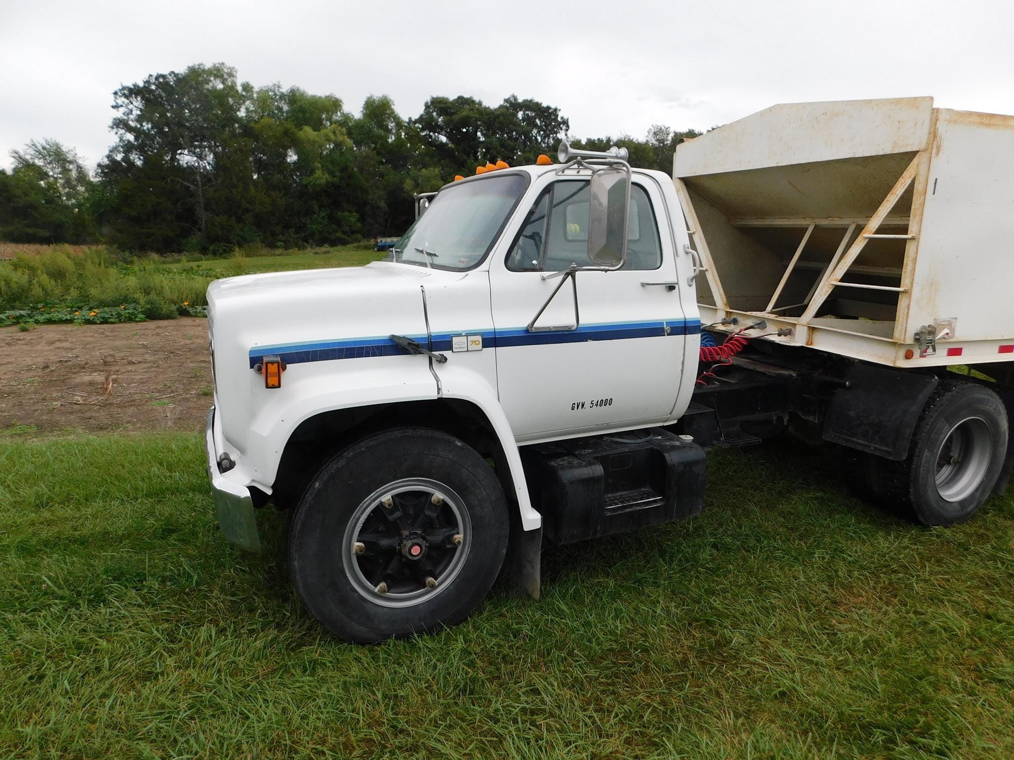 1984 Chevrolet C70 Equipment Image0