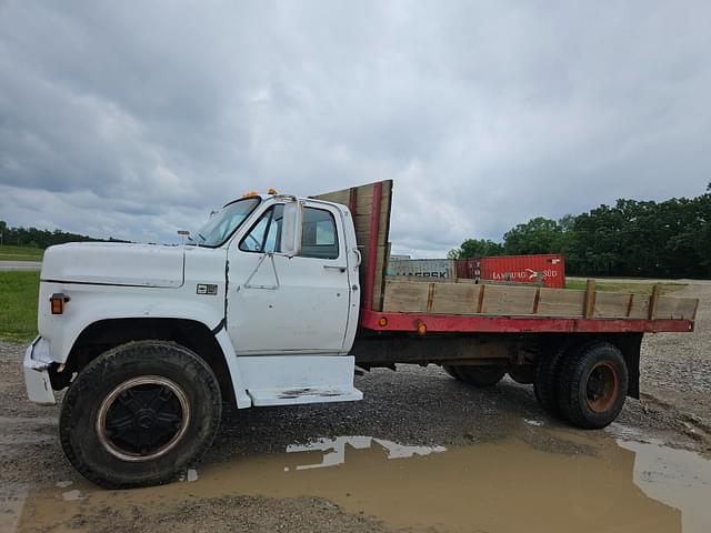 Image of Chevrolet C70 equipment image 4