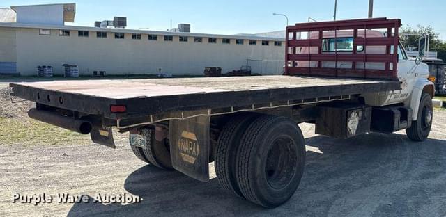 Image of Chevrolet CG70 equipment image 4