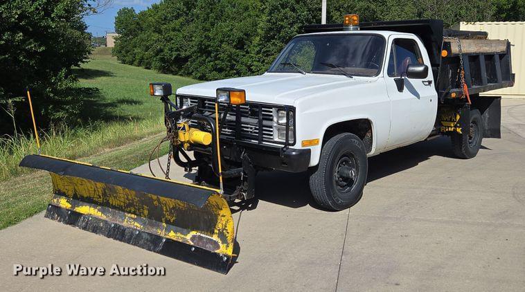Image of Chevrolet D30 Primary image