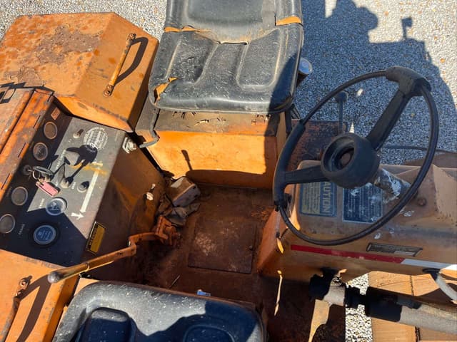 Image of Ferguson 46 equipment image 4