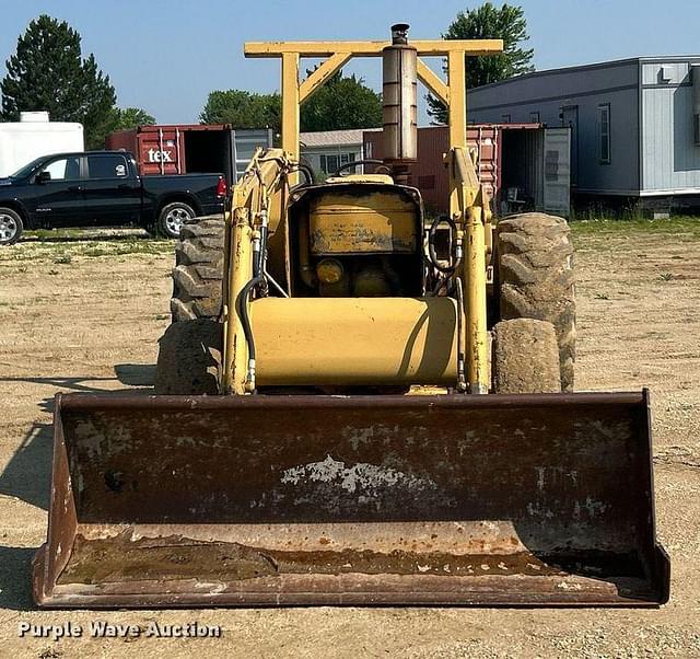 Image of Ford 445 equipment image 1