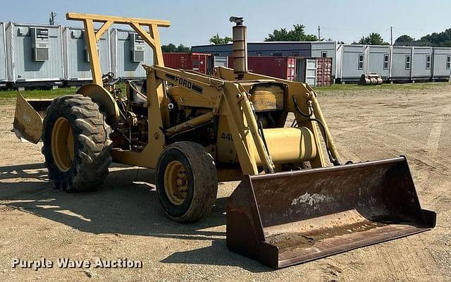 Image of Ford 445 equipment image 2