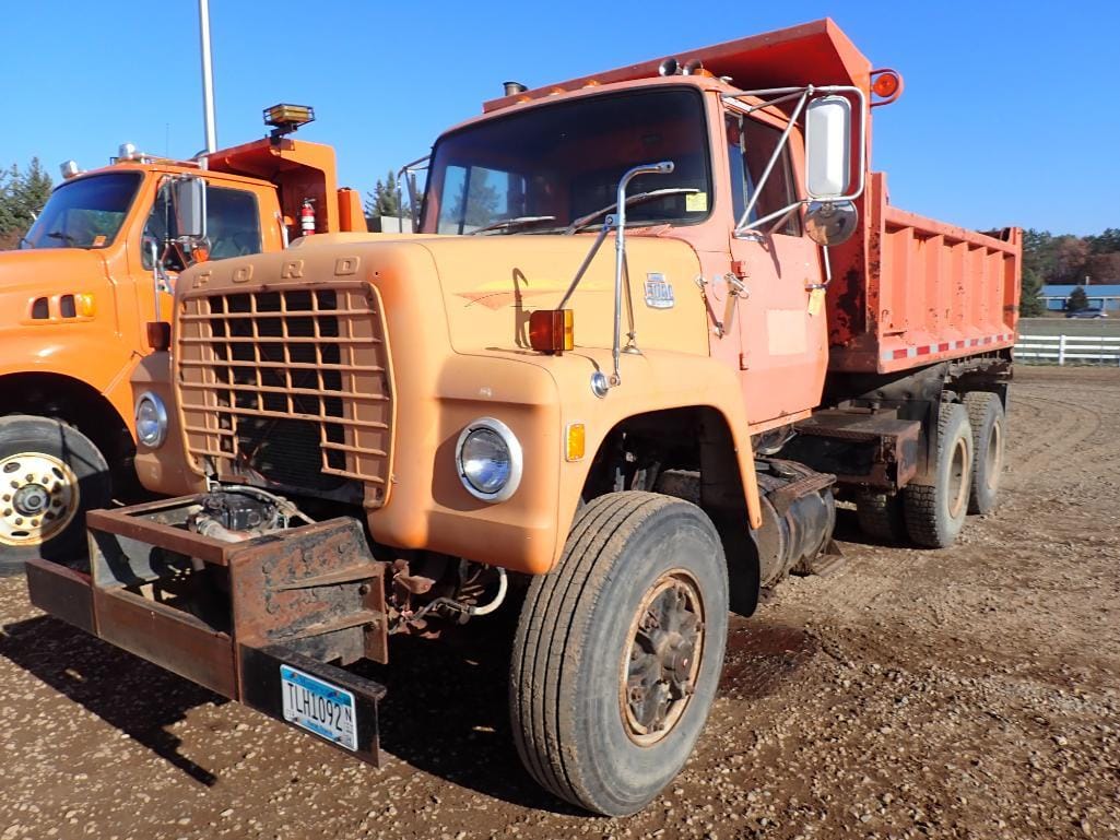 SOLD - 1984 Ford 8000 Lot No. 1104 Other Equipment with 251,263 mi