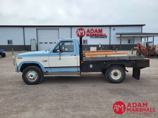 Image of Ford F-250 equipment image 4