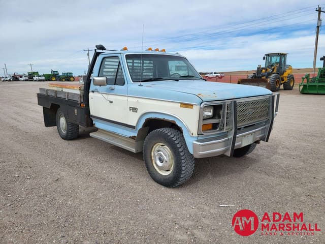Image of Ford F-250 equipment image 1