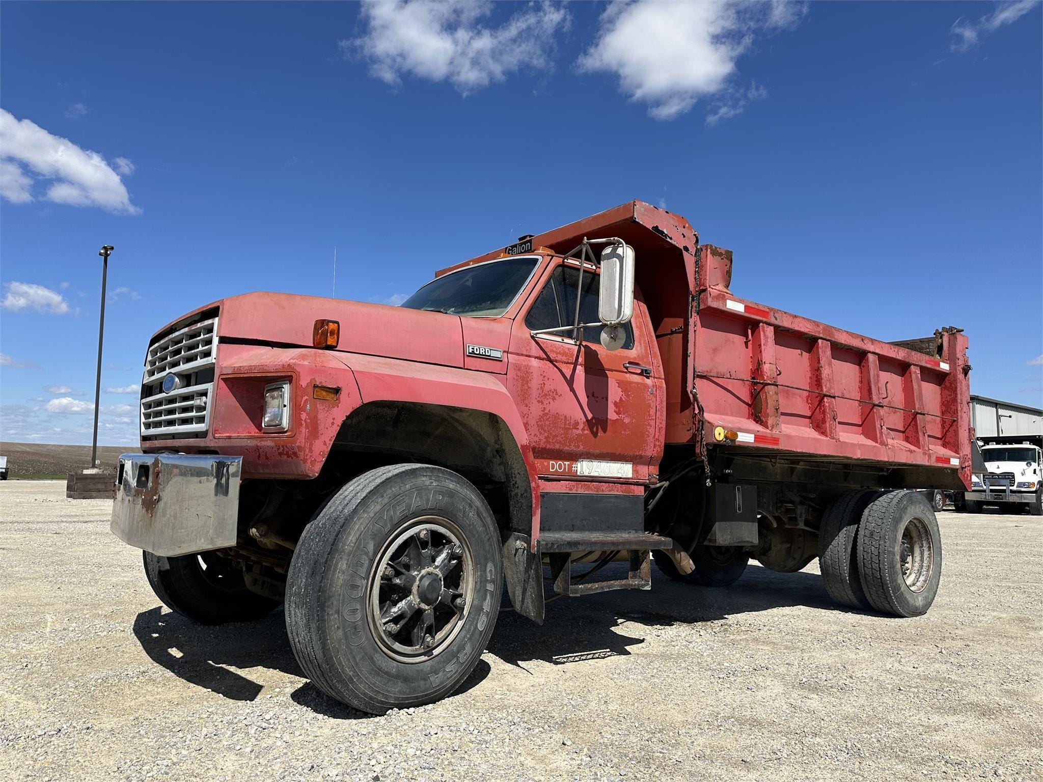 Main image Ford F-8000