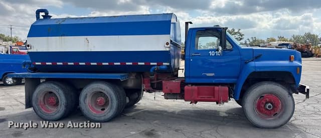 Image of Ford FT8000 equipment image 3