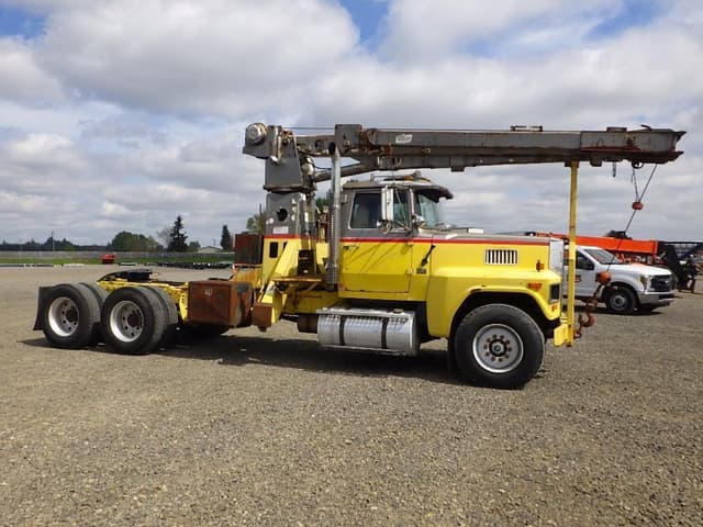 Image of Ford LTL9000 equipment image 3