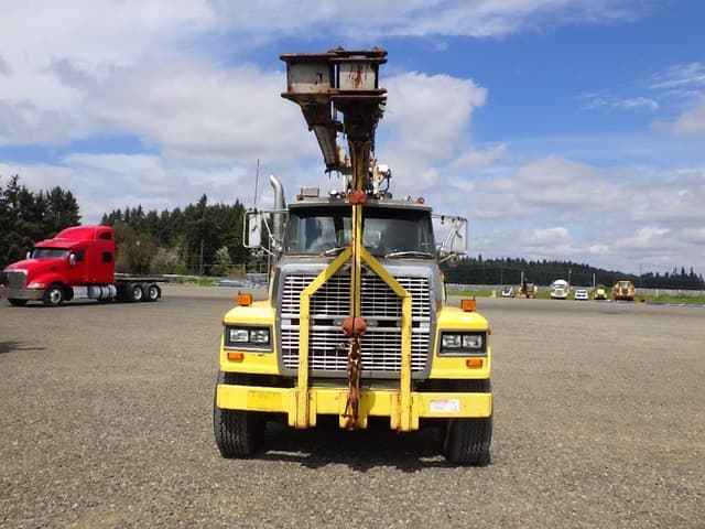 Image of Ford LTL9000 equipment image 1