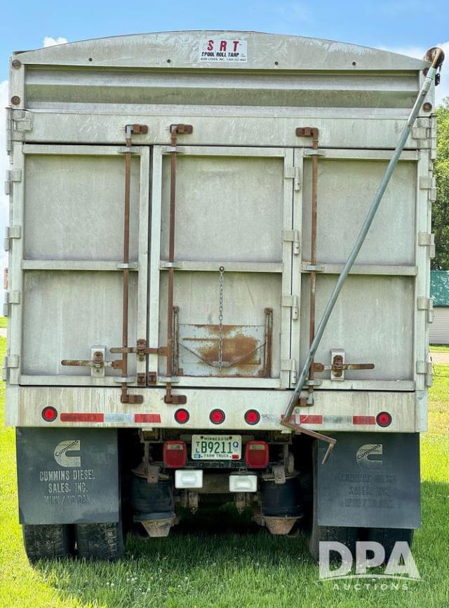 Image of Ford LTL9000 equipment image 3