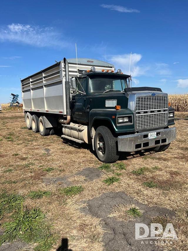 Image of Ford LTL9000 equipment image 2