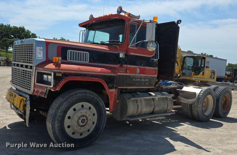Image of Ford LTL9000 Primary image