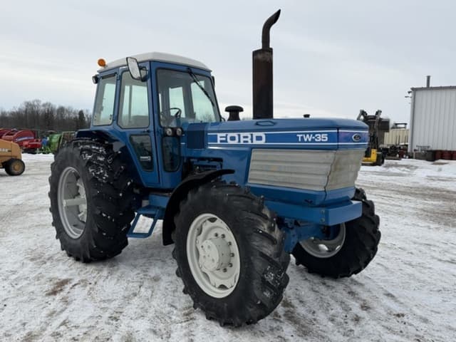 Image of Ford TW-35 equipment image 2