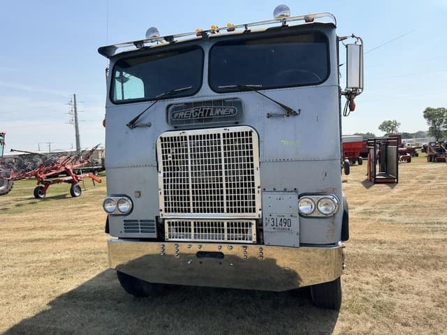 Image of Freightliner Cab Over equipment image 1