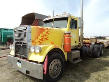 Main image Freightliner FLC