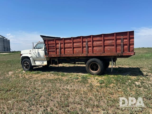 Image of GMC 7000 equipment image 3