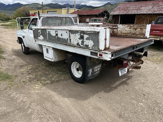 Image of GMC Sierra equipment image 2
