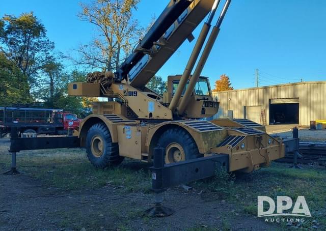 Image of Grove RT740 equipment image 3