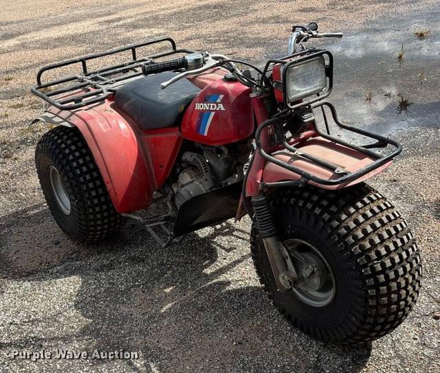 Image of Honda ATC200 equipment image 2