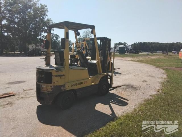 Image of Hyster H35XM equipment image 4