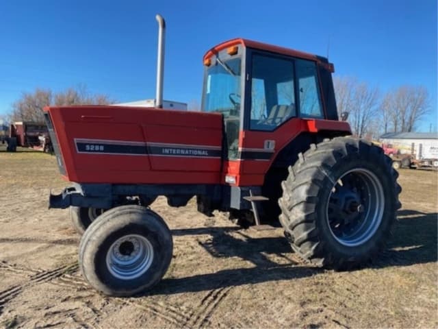Image of International Harvester 5288 equipment image 1
