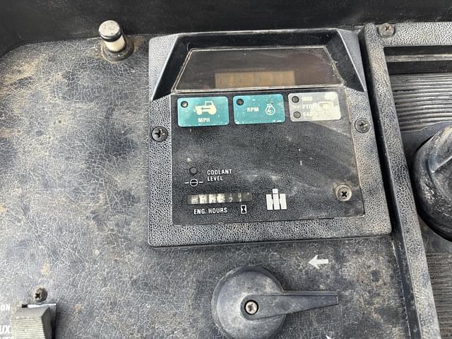 Image of International Harvester 5088 equipment image 3