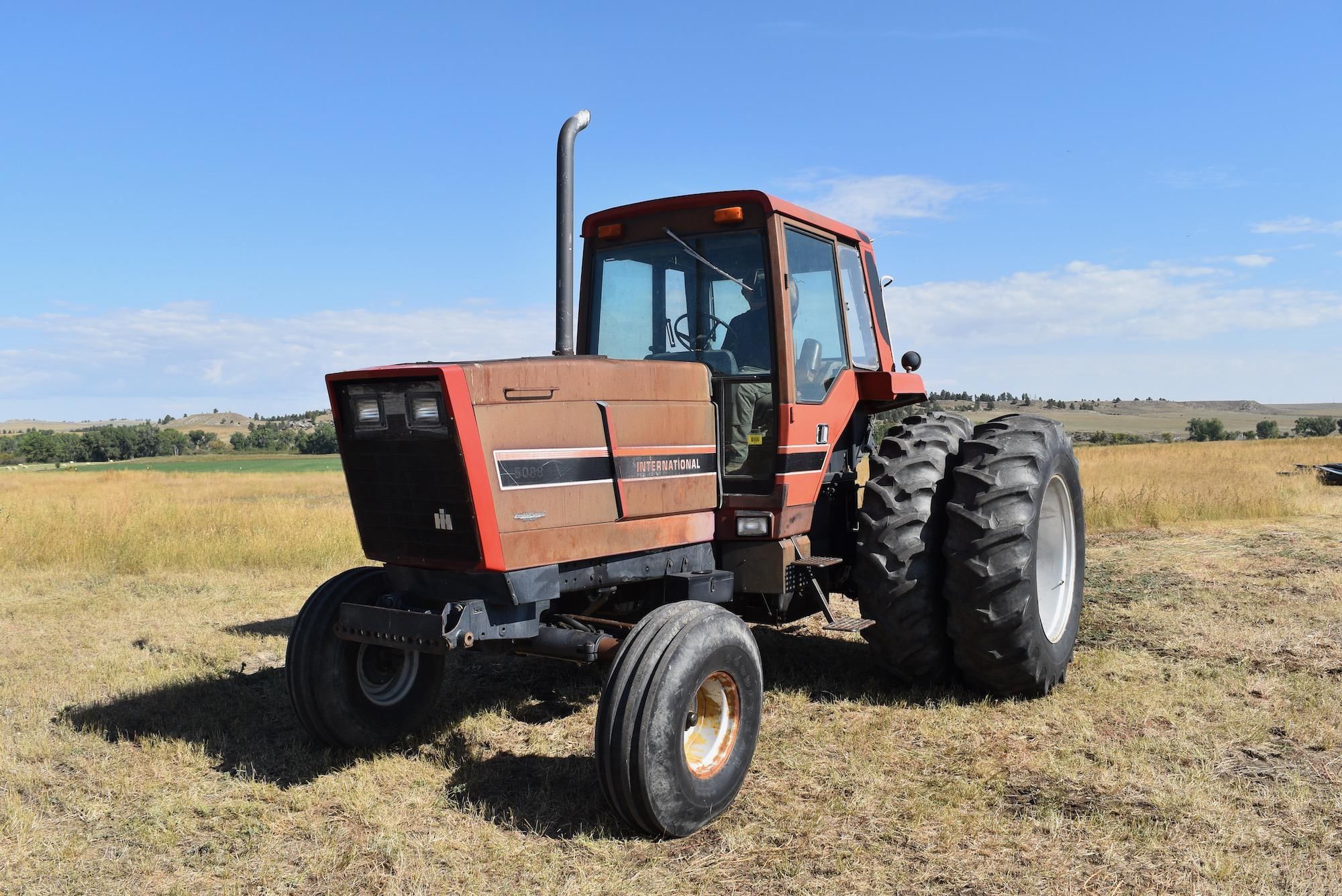 Main image International Harvester 5088