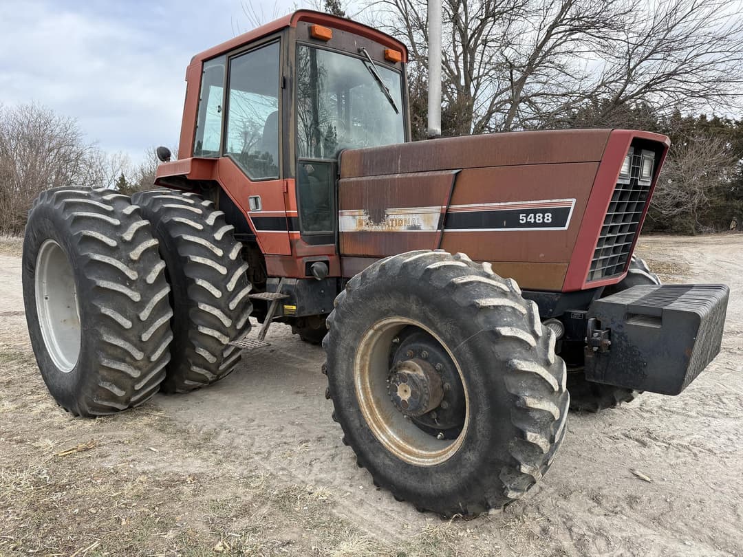 Image of International Harvester 5488 Primary image